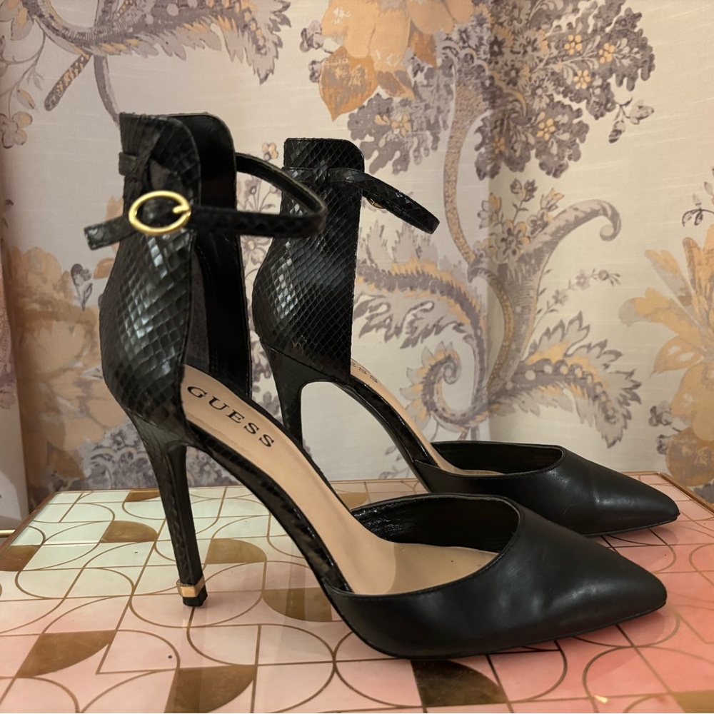 GUESS  | Sexy Black Stilleto Heels